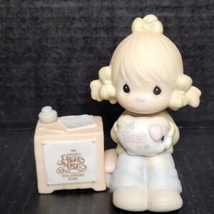 1984 Precious Moments Symbol of Membership Join In On The Blessings #E-0404